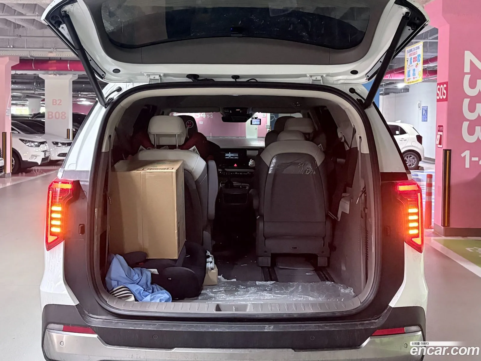 Kia Carnival 2025 — 2