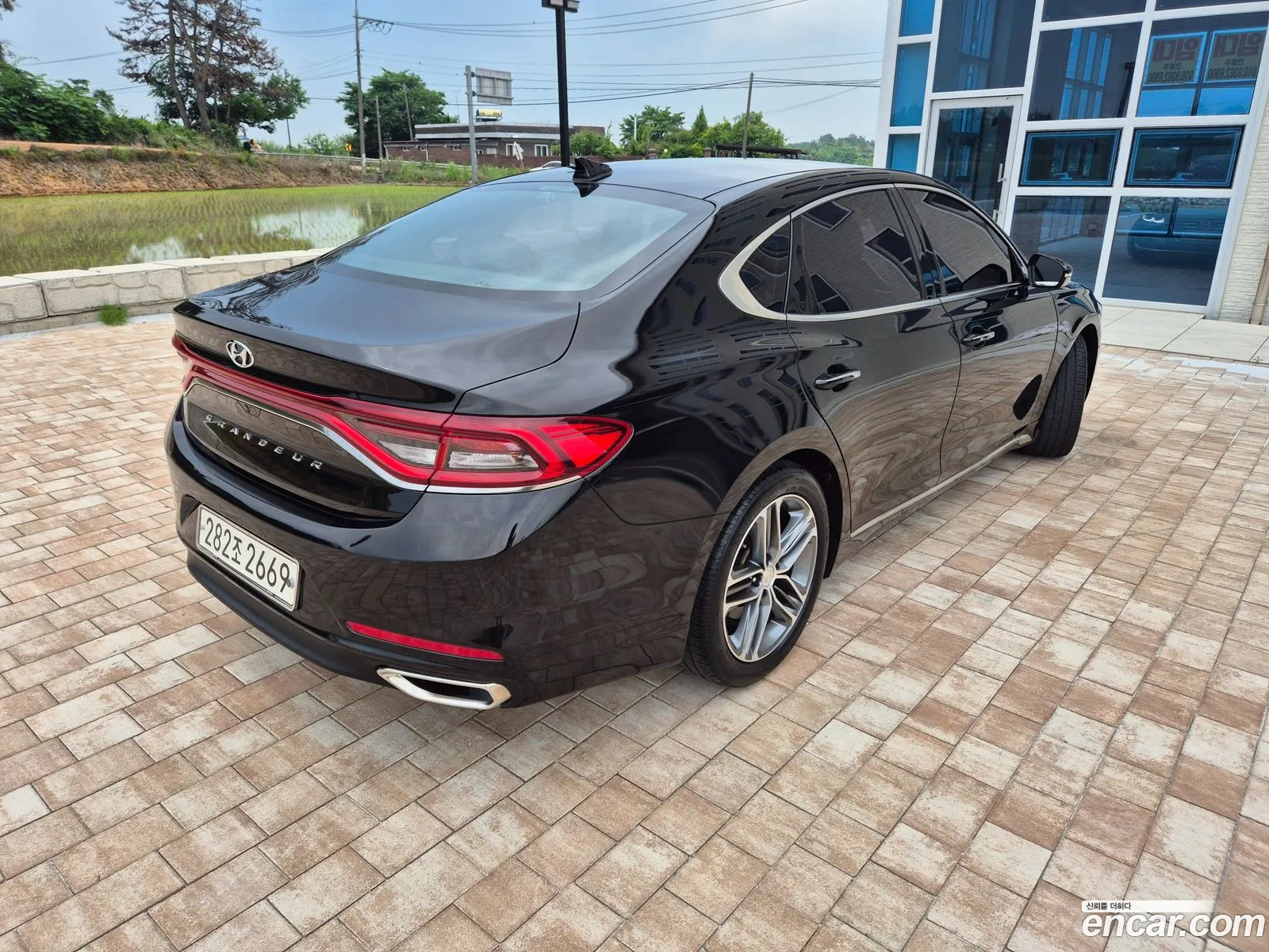 Hyundai Grandeur IG 2019 — 3