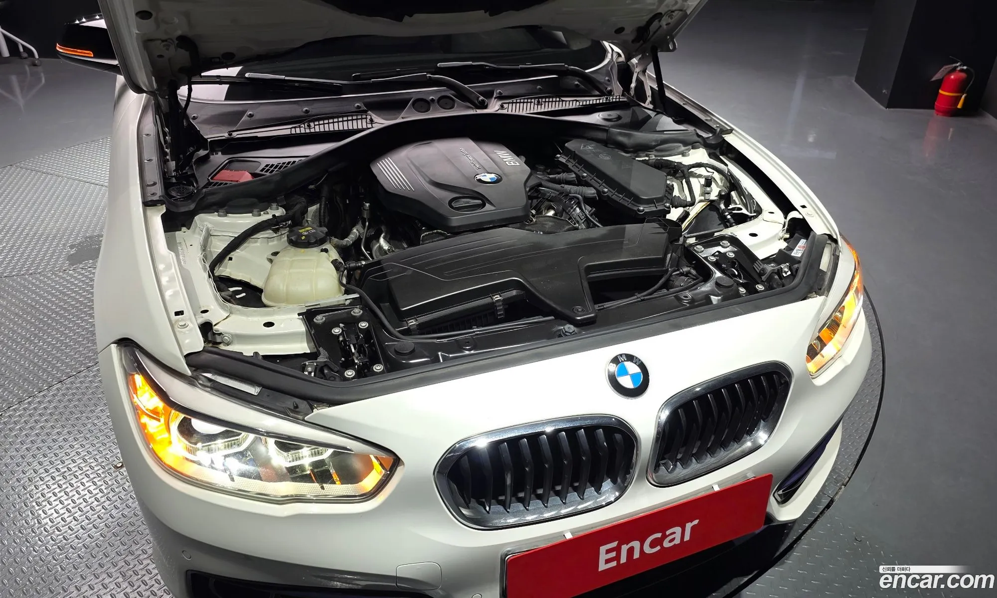 BMW 1 Series 2016 WBA1S5106G5D24898 — 6