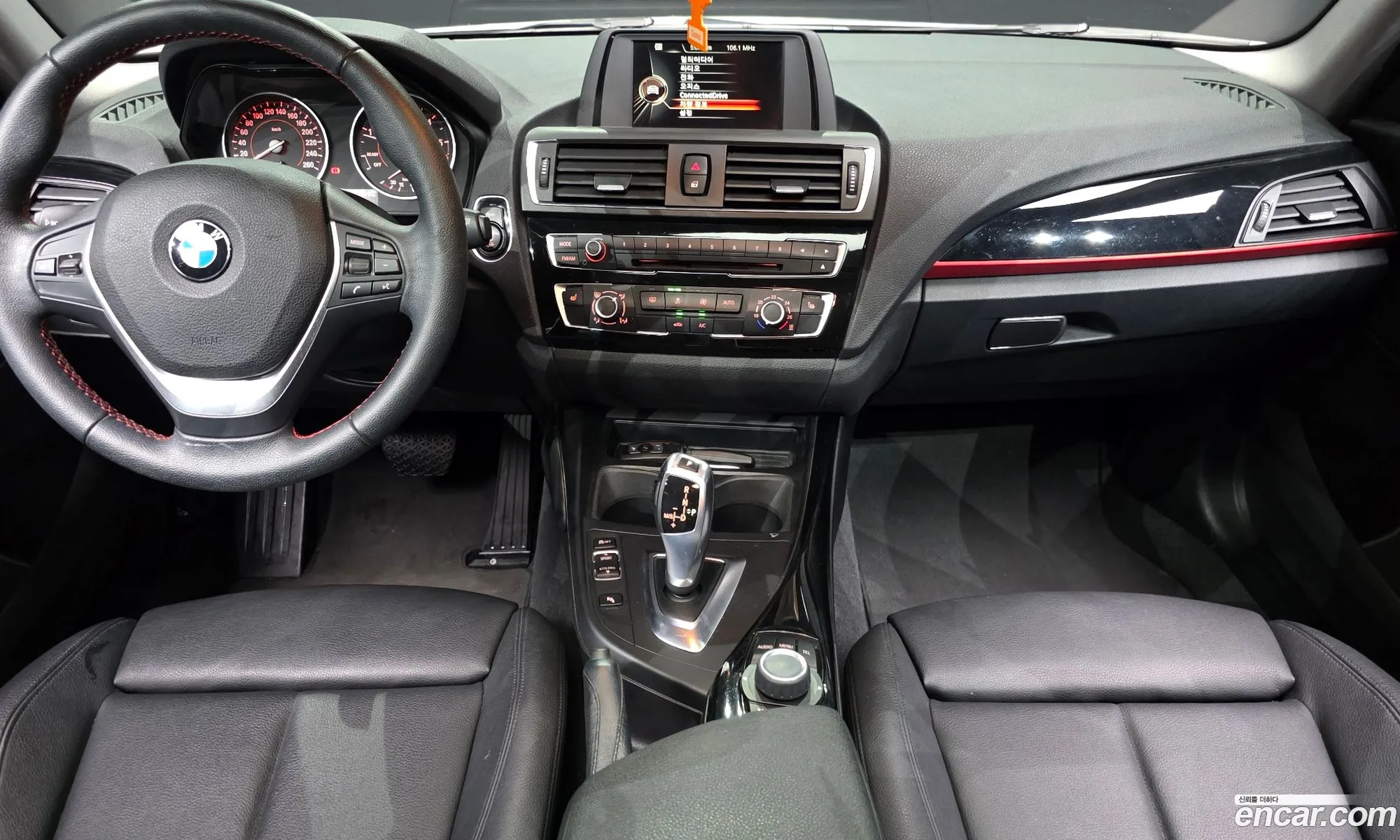 BMW 1 Series 2016 WBA1S5106G5D24898 — 24