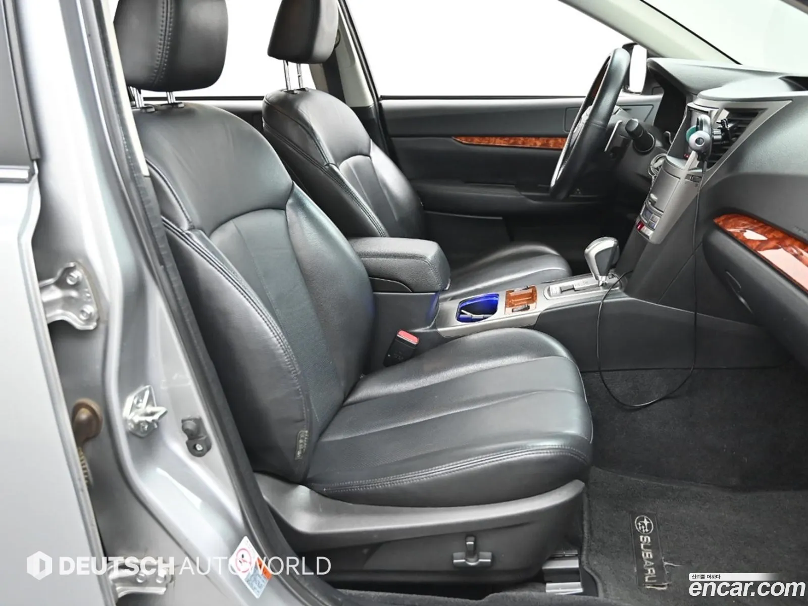 Subaru Legacy 2010 — 12