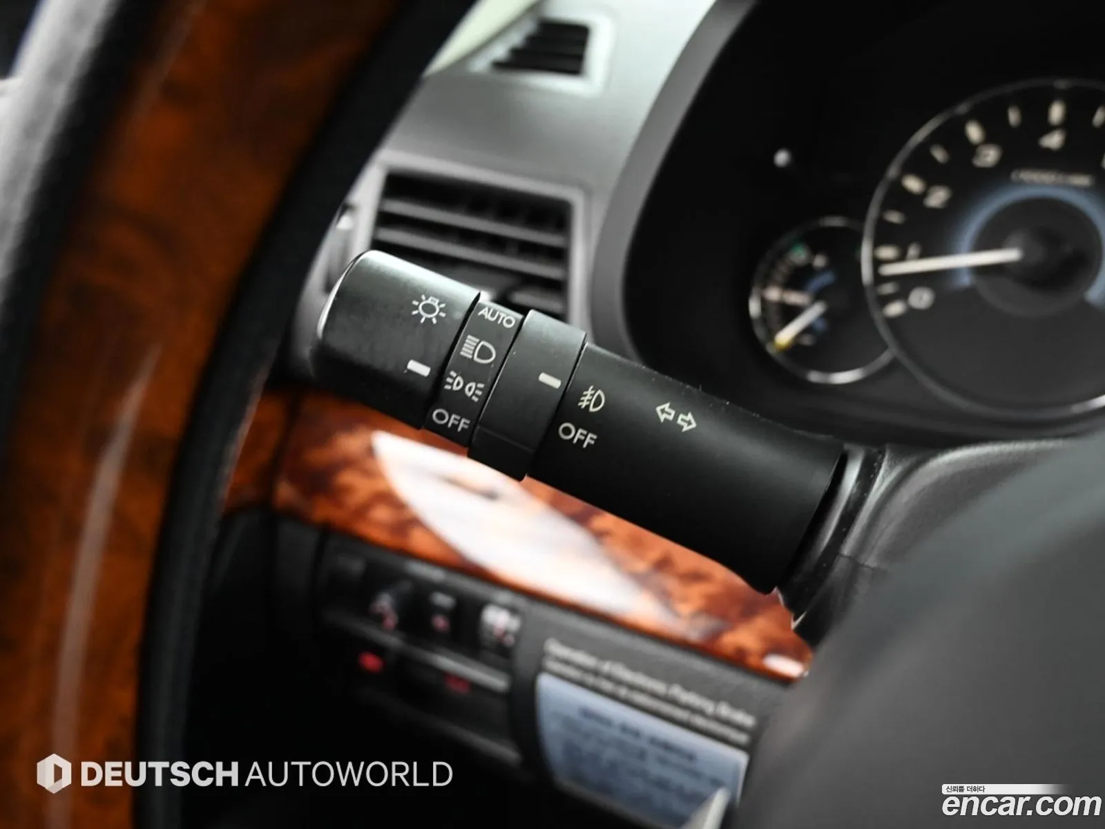 Subaru Legacy 2010 — 16