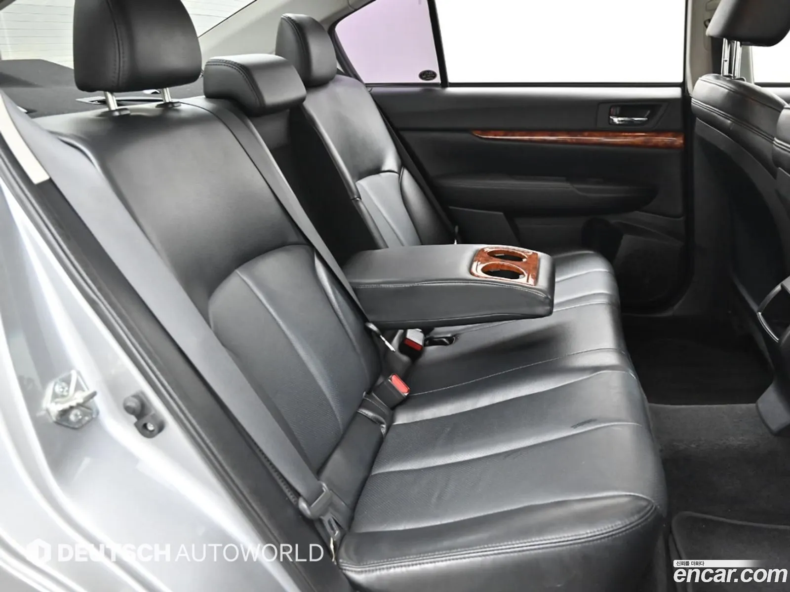 Subaru Legacy 2010 — 7