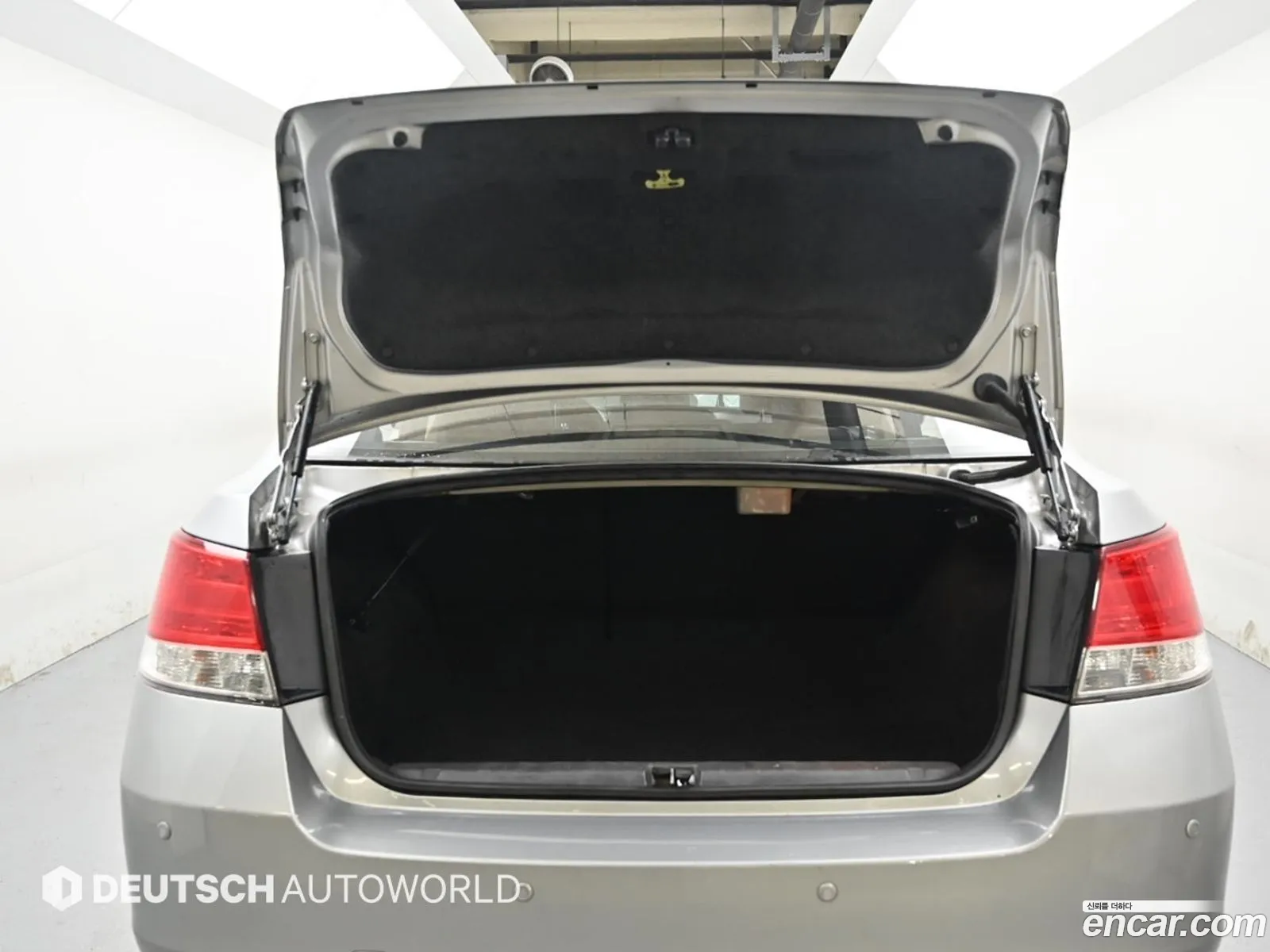 Subaru Legacy 2010 — 20