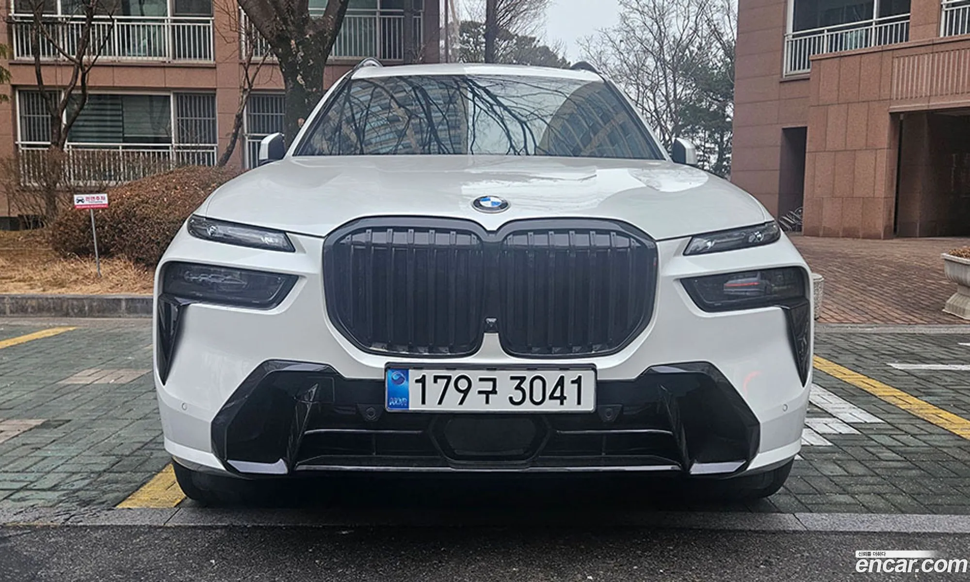 BMW X7 2025 — 11