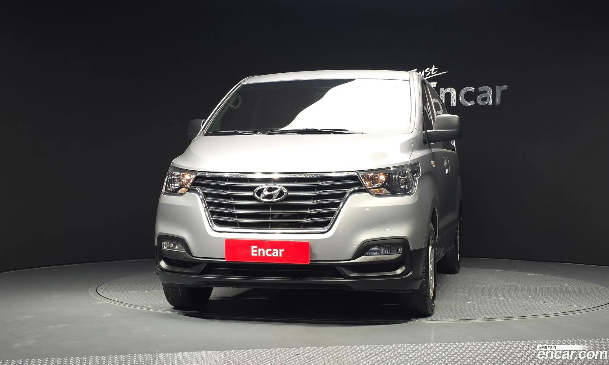 Hyundai Grand Starex 2019 — 4