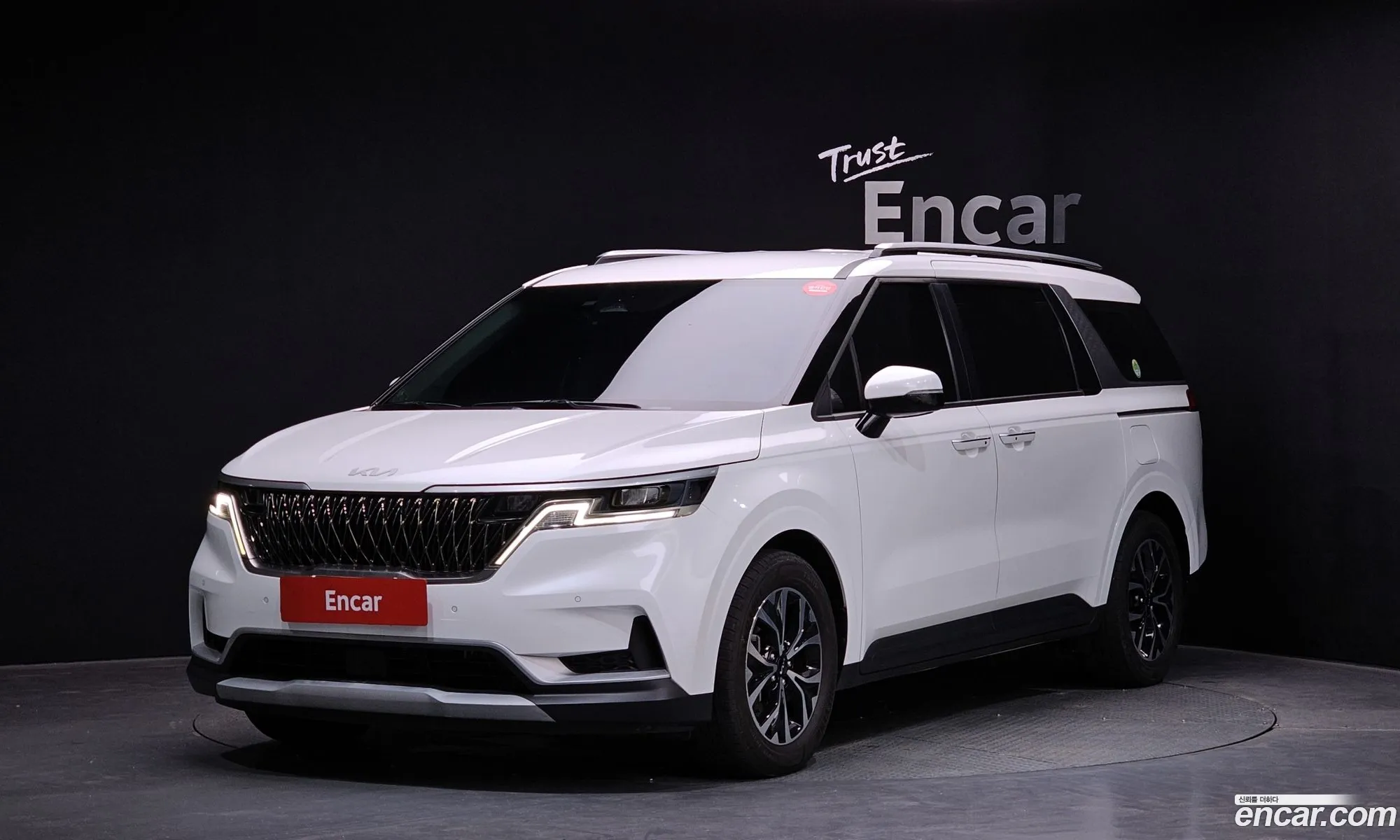 Kia Carnival 2021 KNANB81BBNS165822 — 3