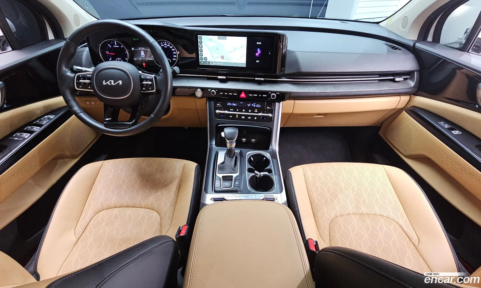 Kia Carnival 2021 KNANB81BBNS165822 — 2