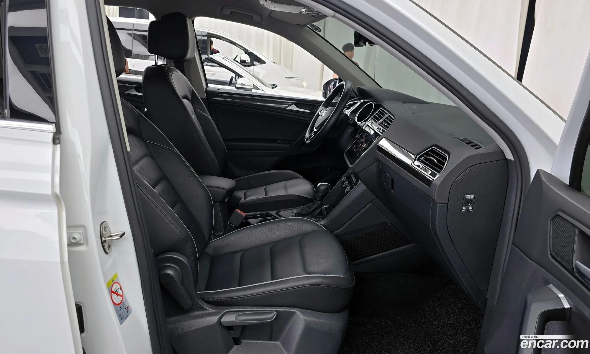 Volkswagen Tiguan 2020 — 23