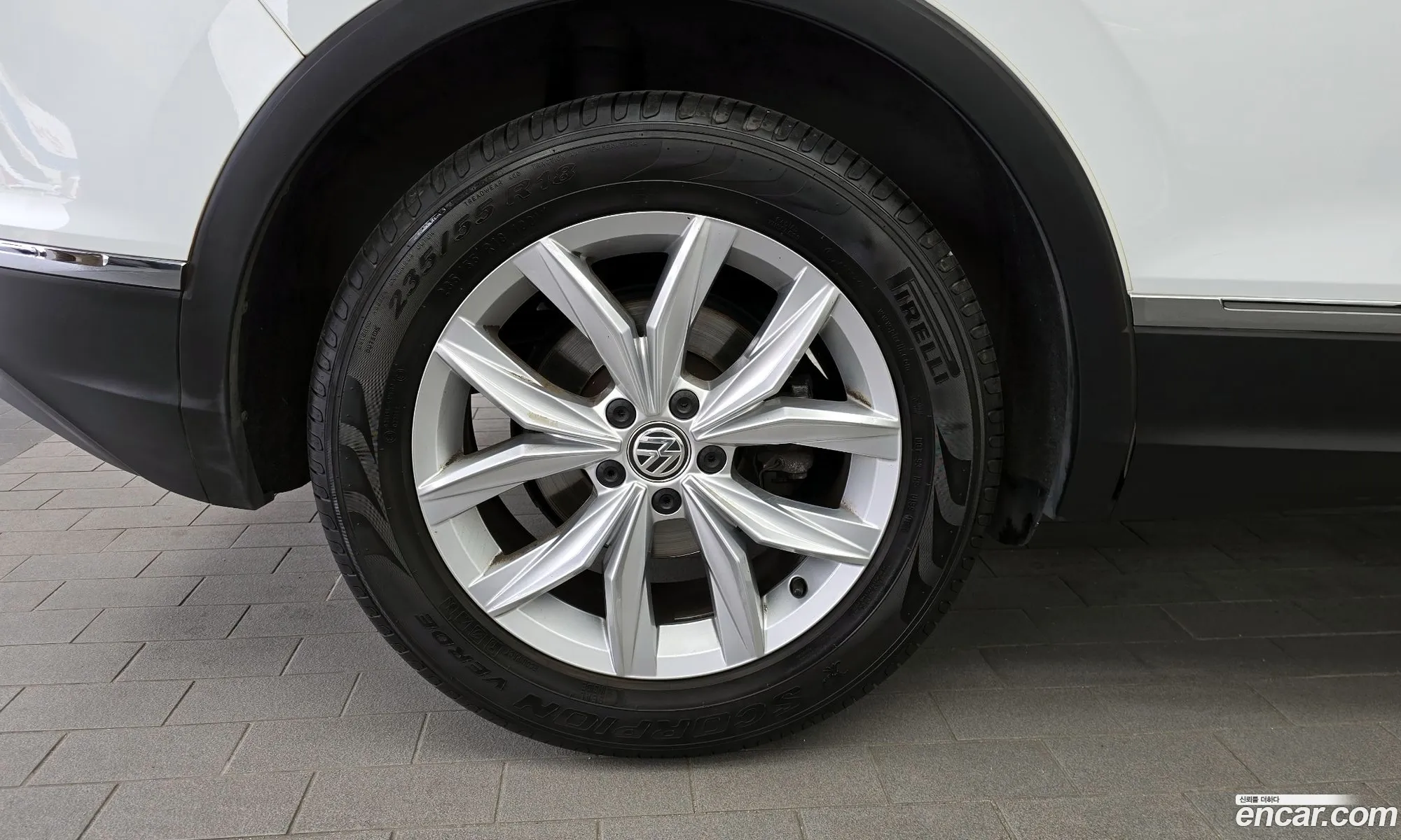 Volkswagen Tiguan 2020 — 28