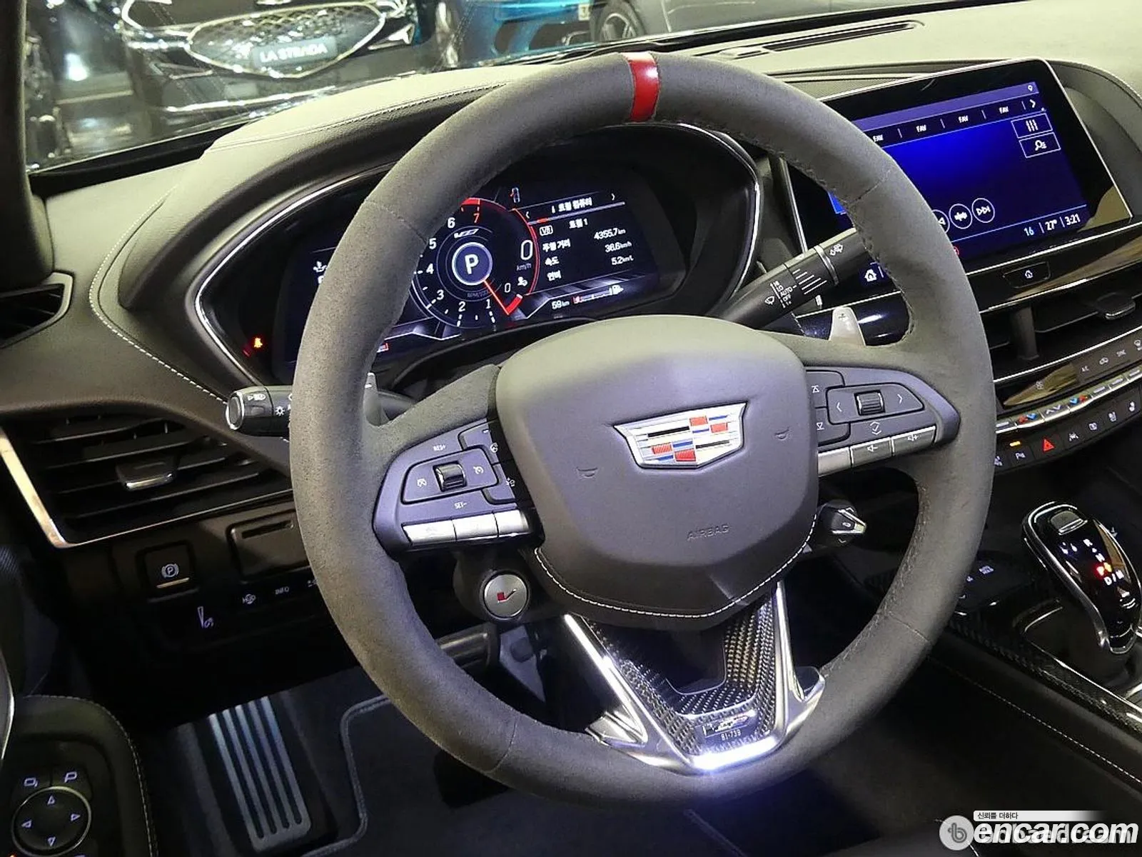 Cadillac CT5-V 2022 — 12