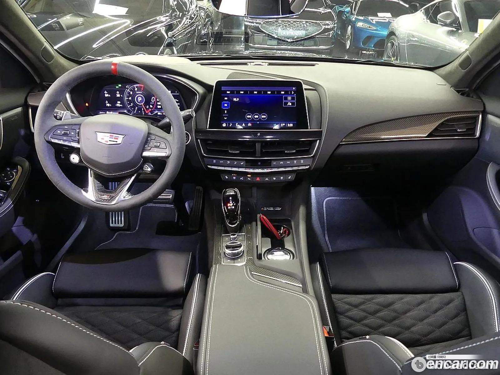 Cadillac CT5-V 2022 — 9