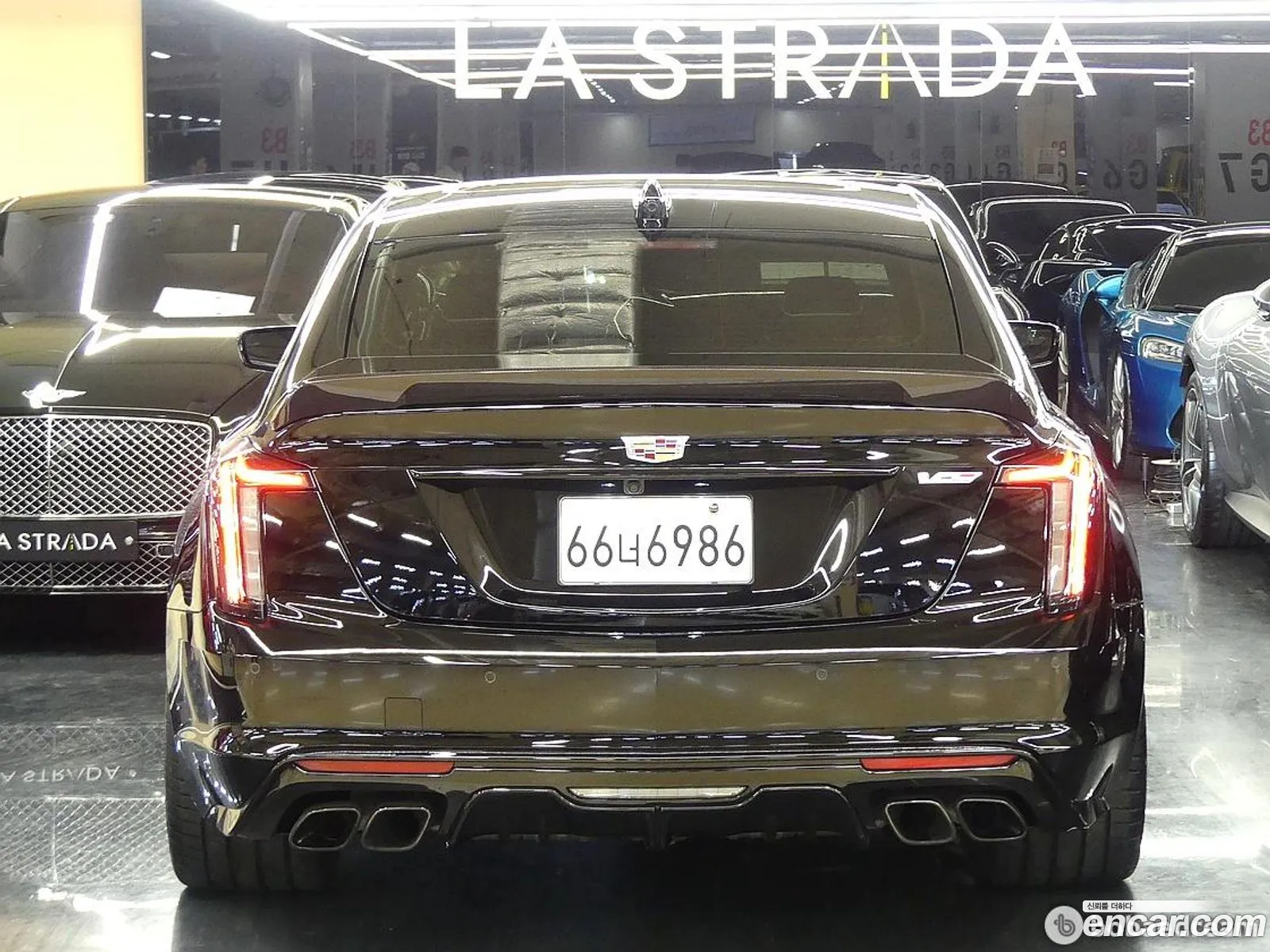 Cadillac CT5-V 2022 — 5
