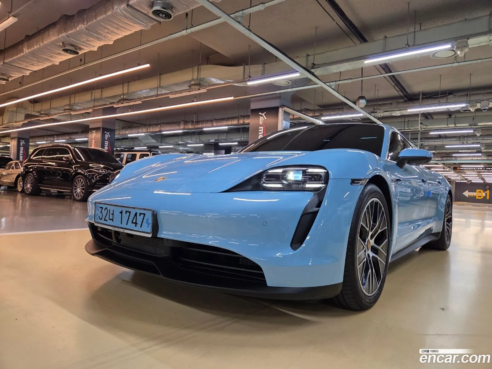 Porsche Taycan 2021 — 12