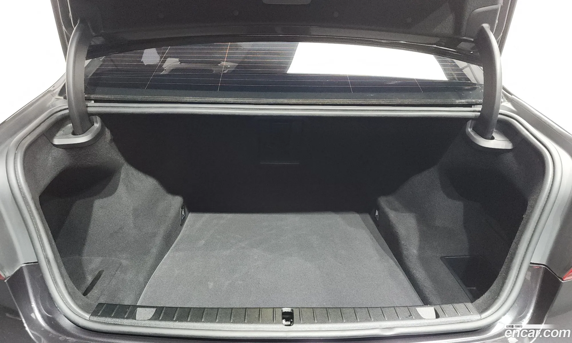 BMW 7 Series 2016 WBA7F2107GG525076 — 8