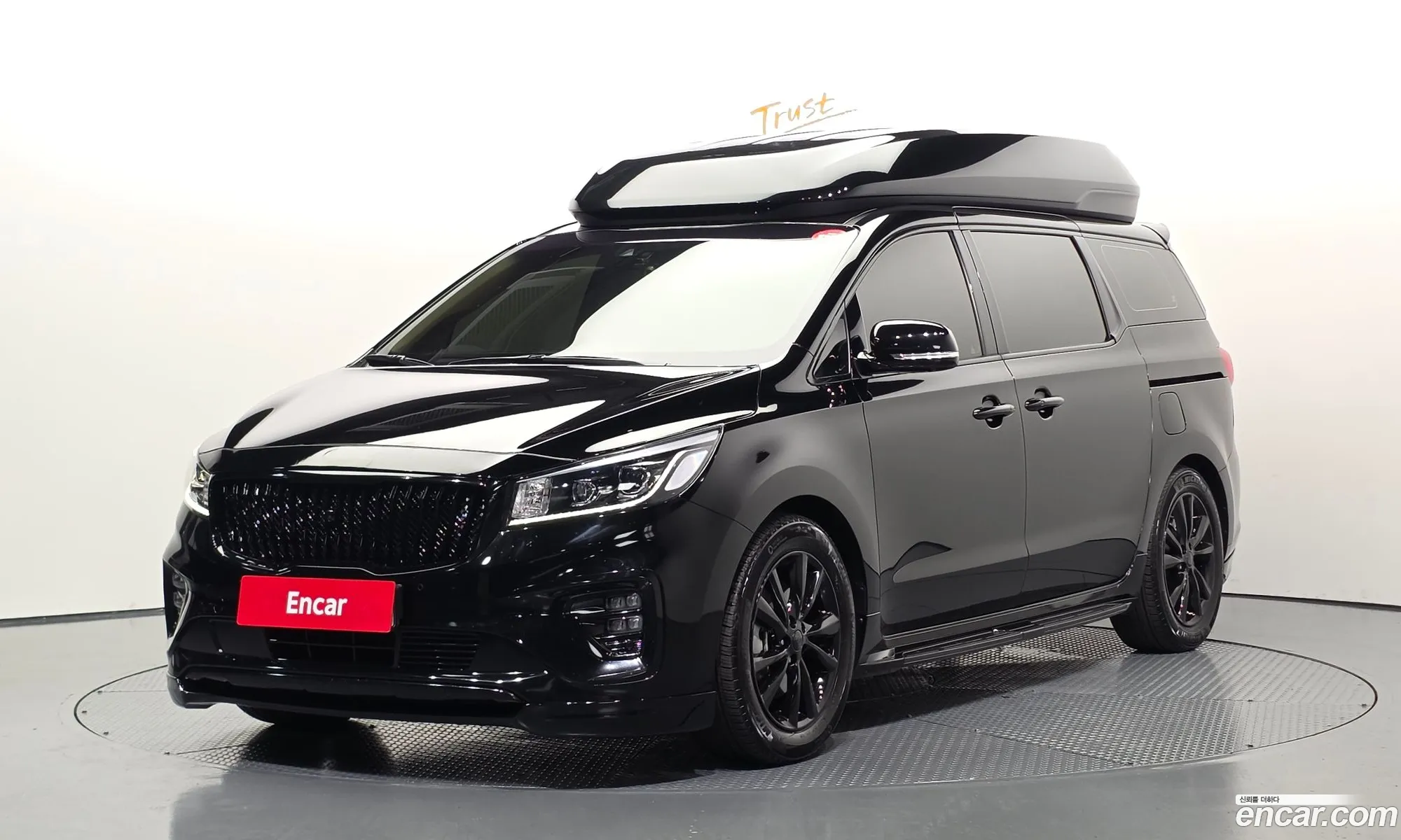 Kia Carnival 2019 — 3