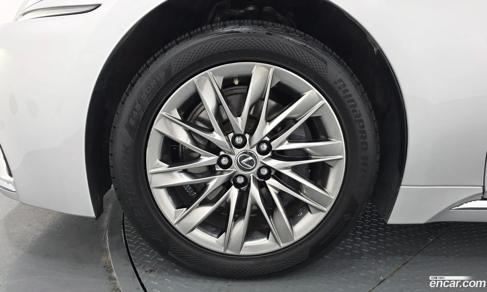 Lexus LS500 2018 — 5
