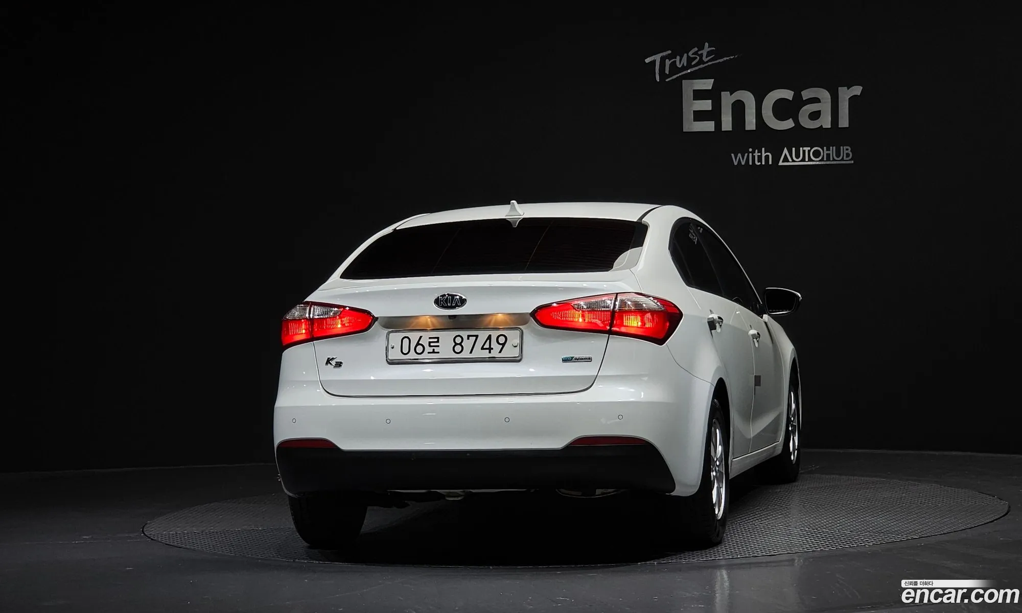 Kia K3 2015 — 2