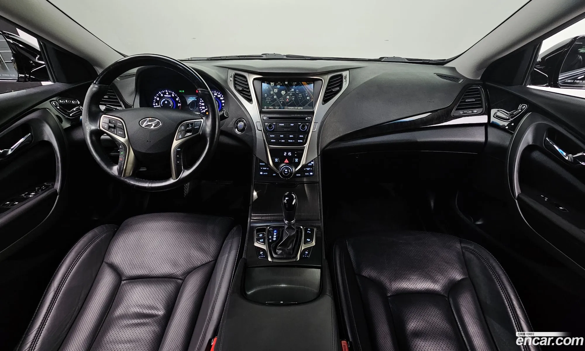 Hyundai Grandeur HG 2014 — 2