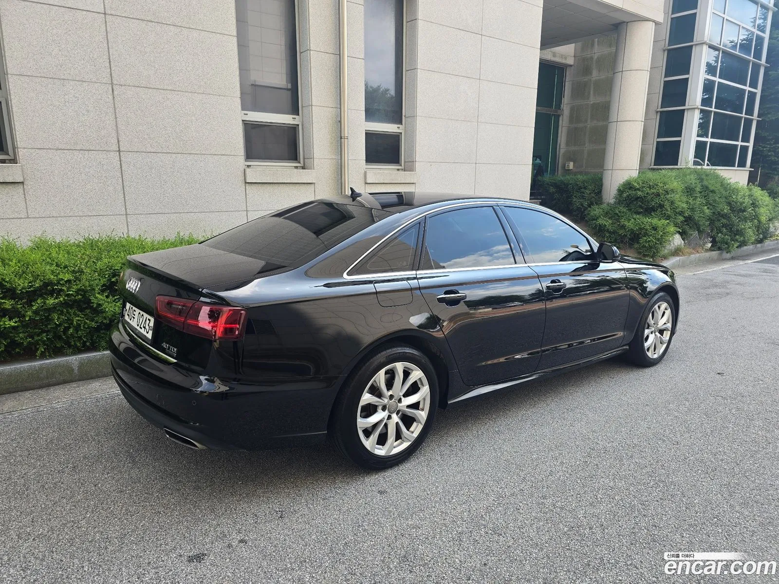 Audi A6 2015 — 19