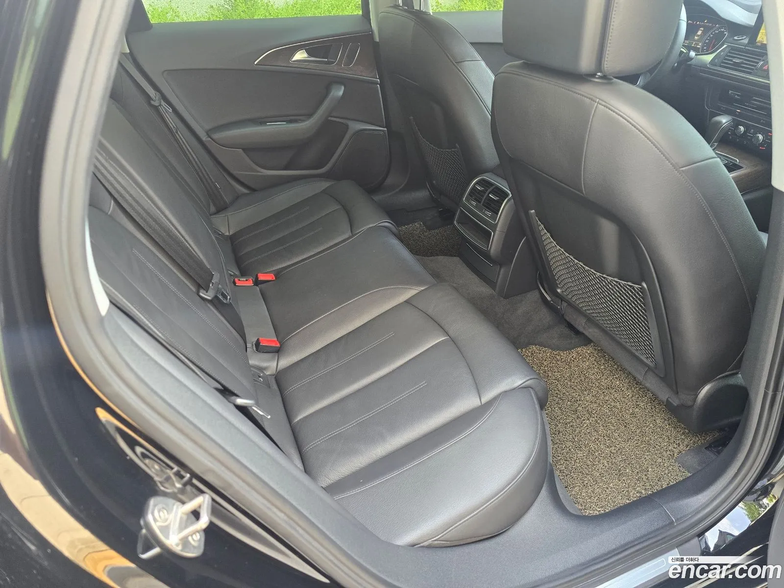 Audi A6 2015 — 16