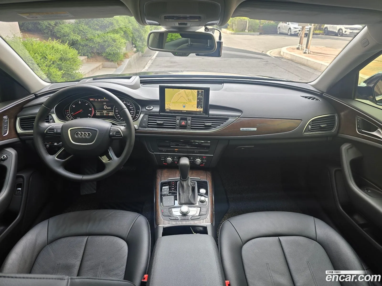 Audi A6 2015 — 14