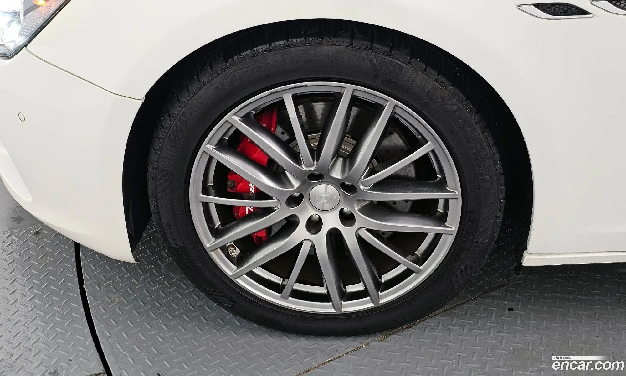 Maserati Ghibli 2014 — 17
