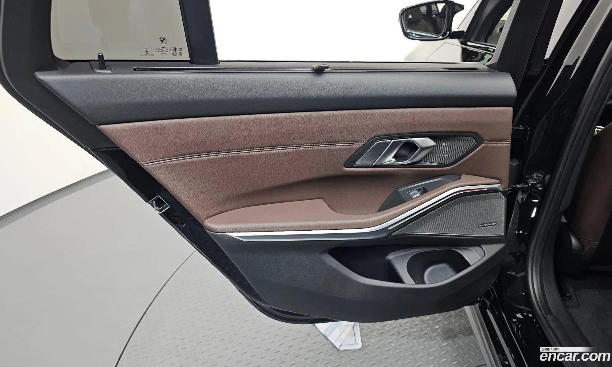 BMW 3 Series 2024 WBA21GL08SFT71205 — 18