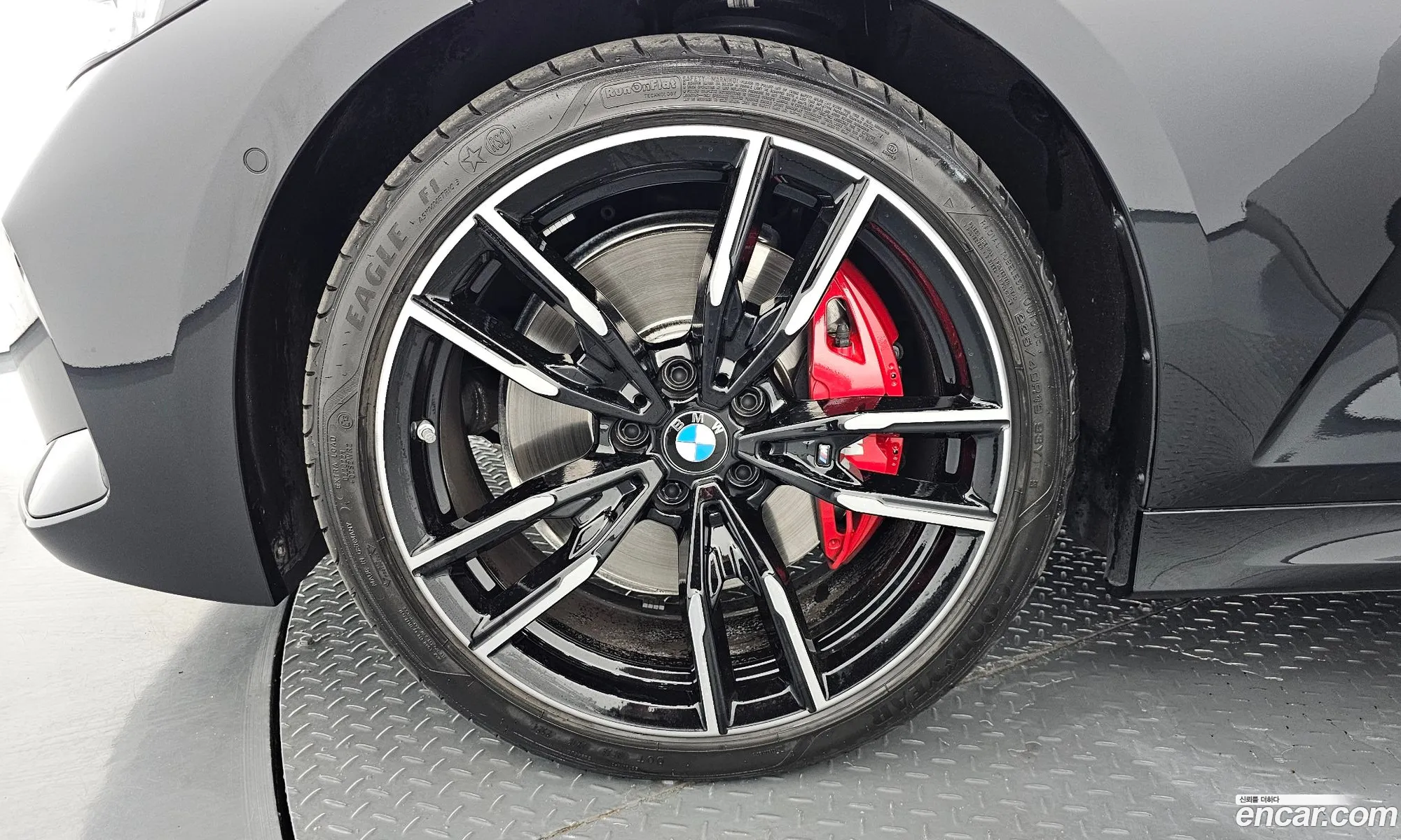 BMW 3 Series 2024 WBA21GL08SFT71205 — 10