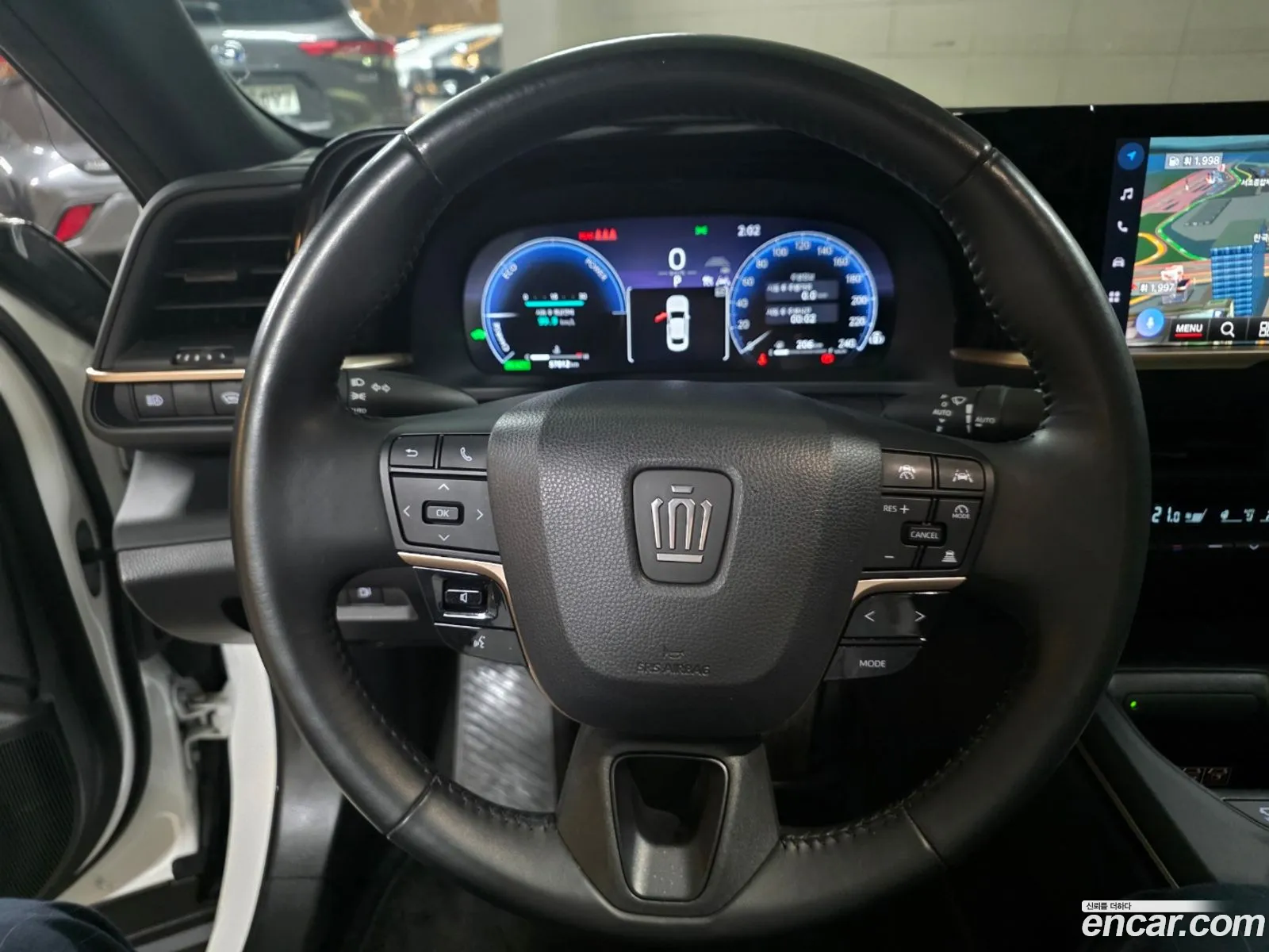 Toyota Crown Crossover 2023 — 13