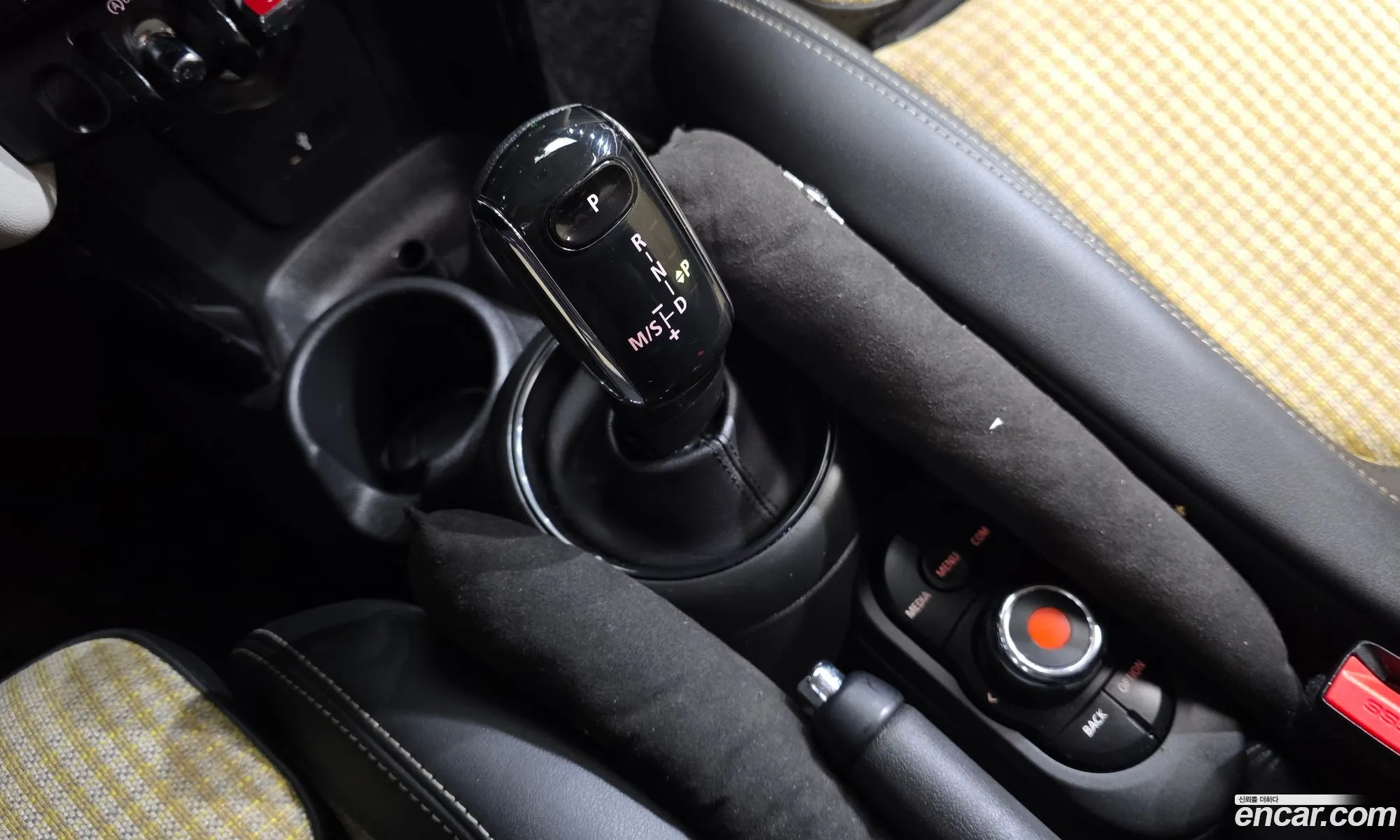Mini Cooper 2021 WMW41DH07N2P98161 — 31