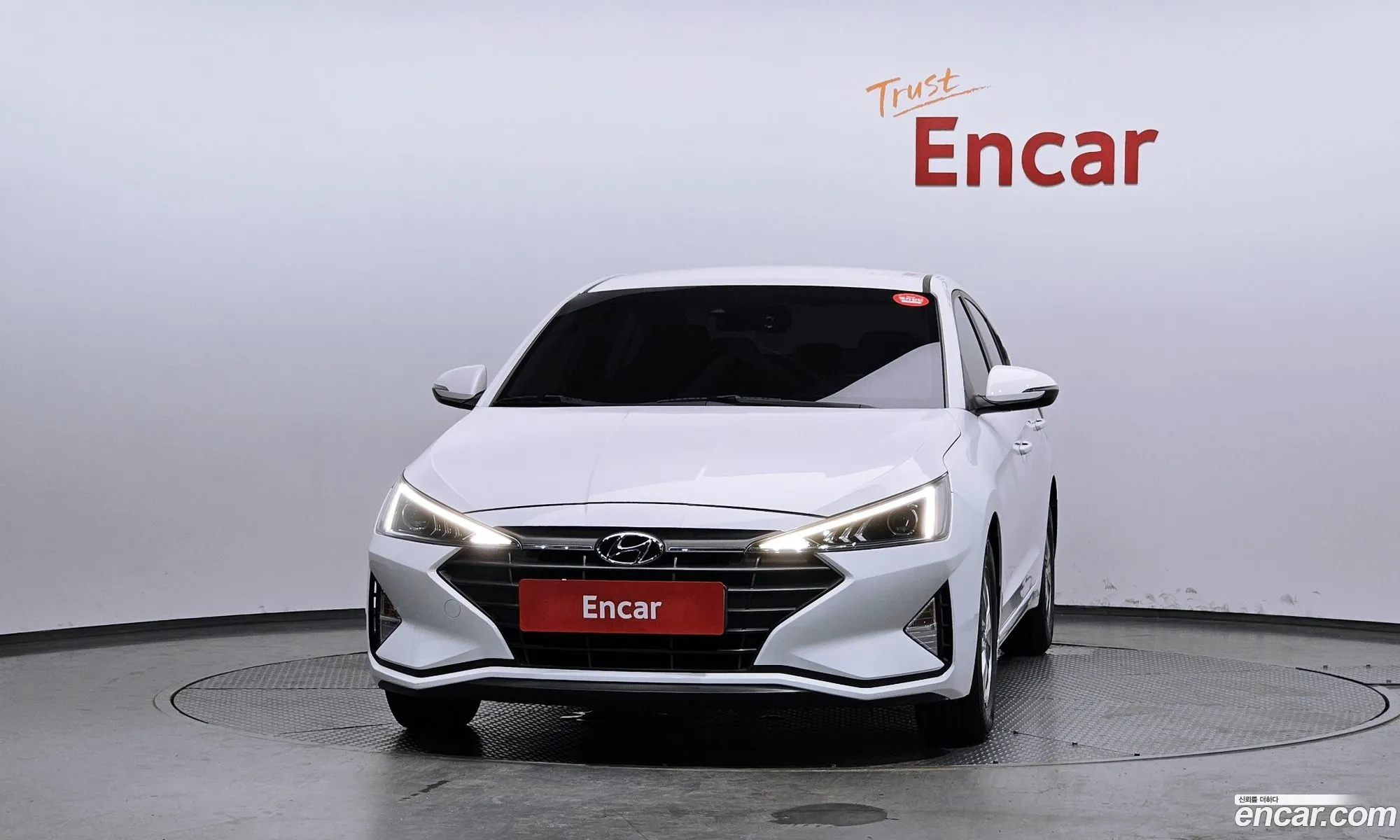 Hyundai Elantra AD 2019 — 4