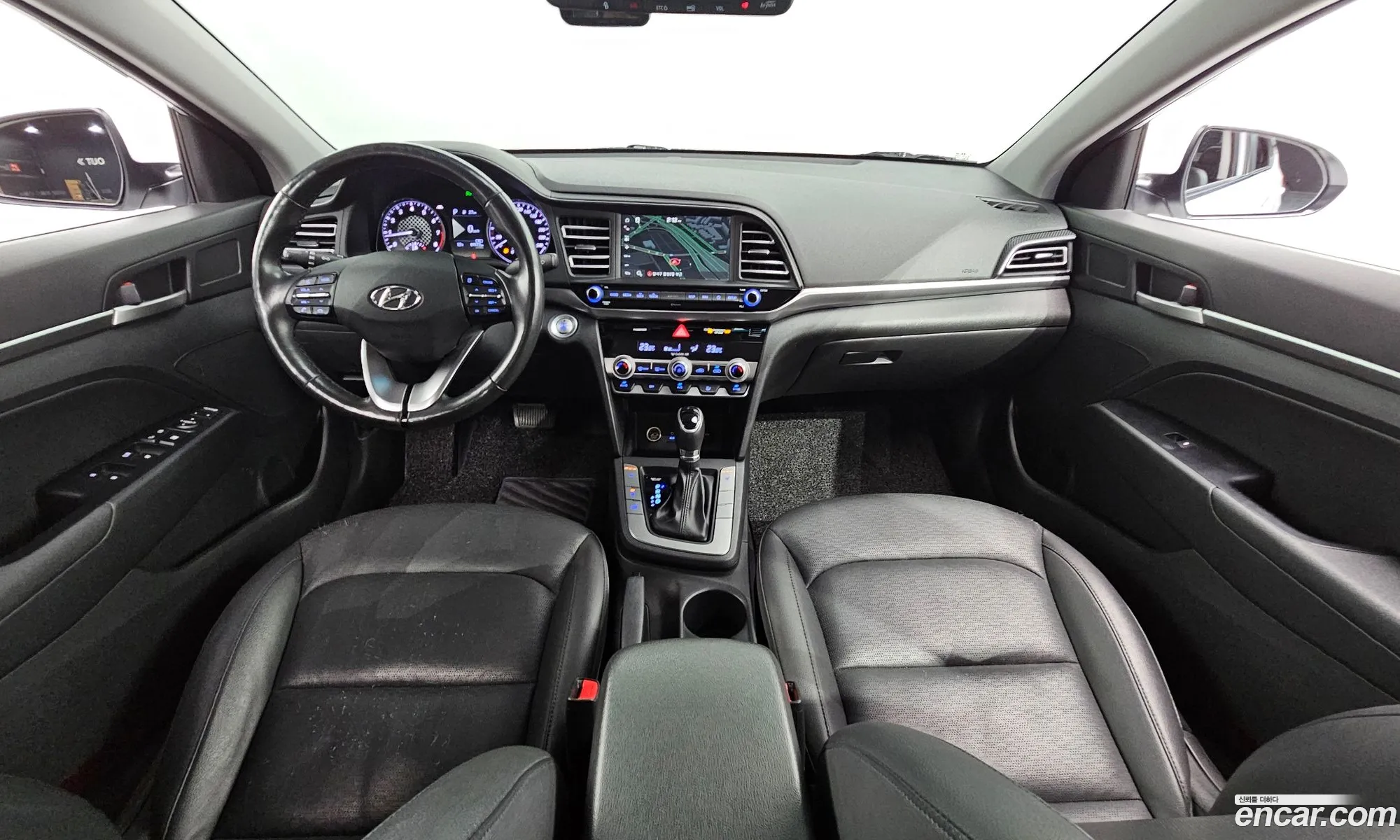Hyundai Elantra AD 2019 — 2