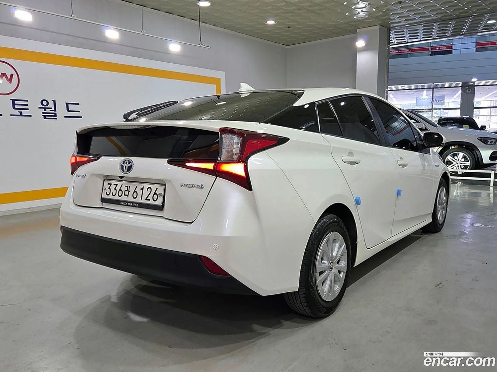 Toyota Prius 2019 — 10