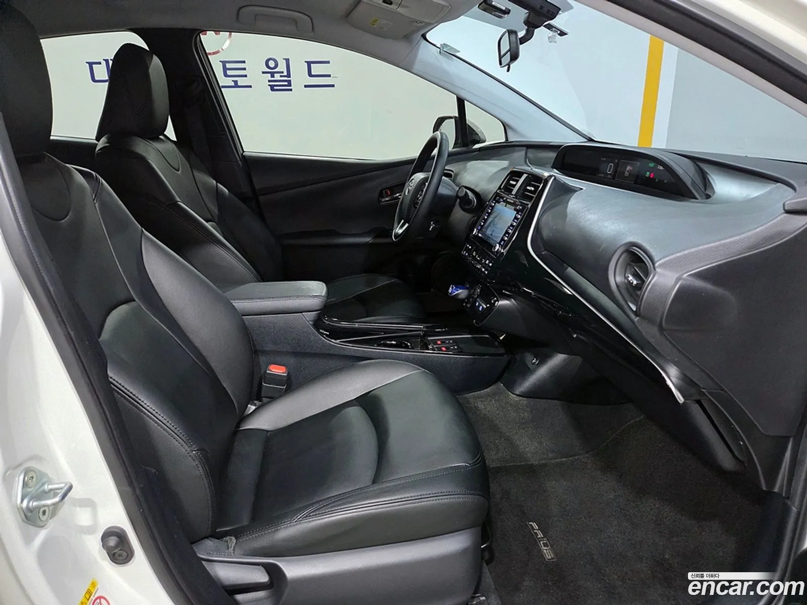 Toyota Prius 2019 — 14