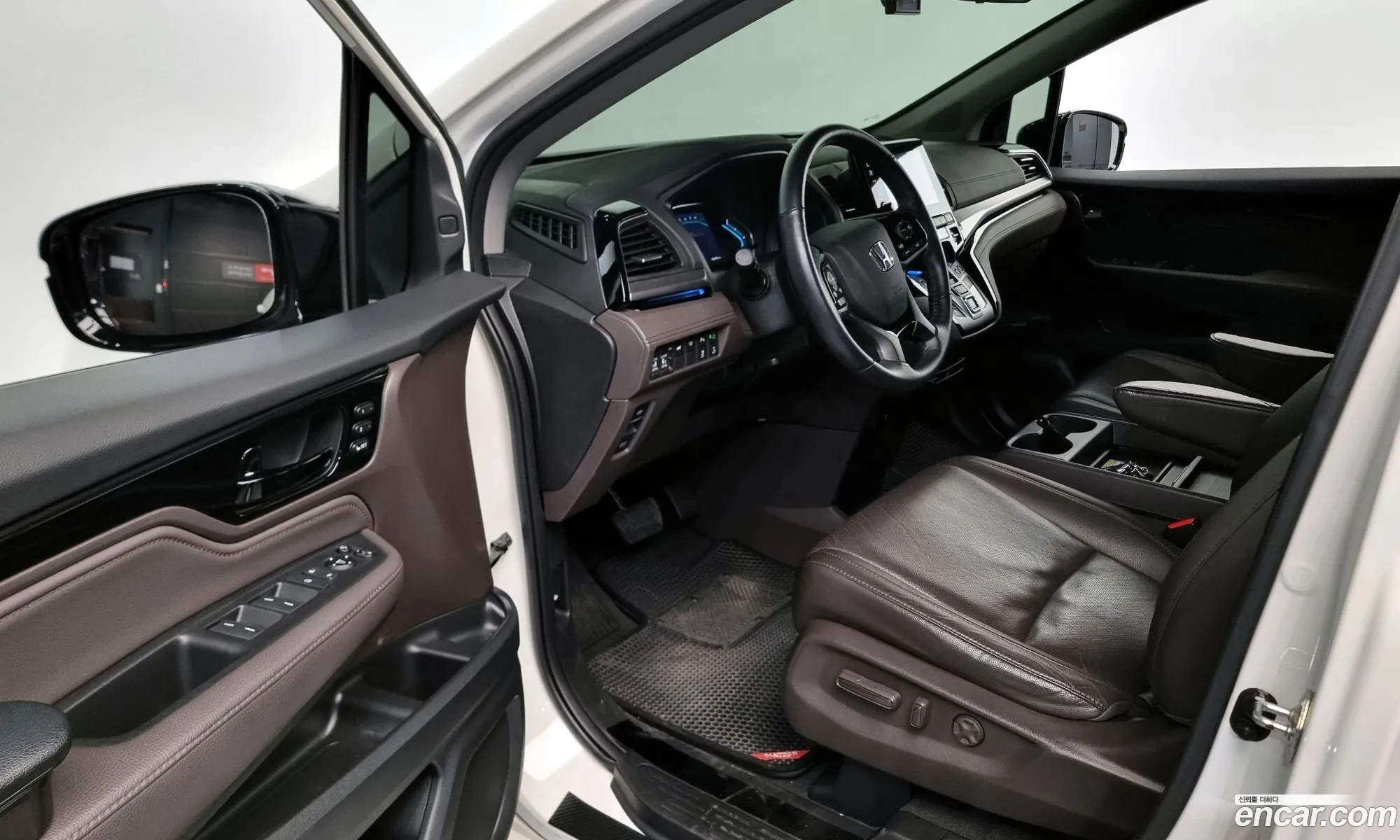 Honda Odyssey 2018 5KBRL6880KB600113 — 4
