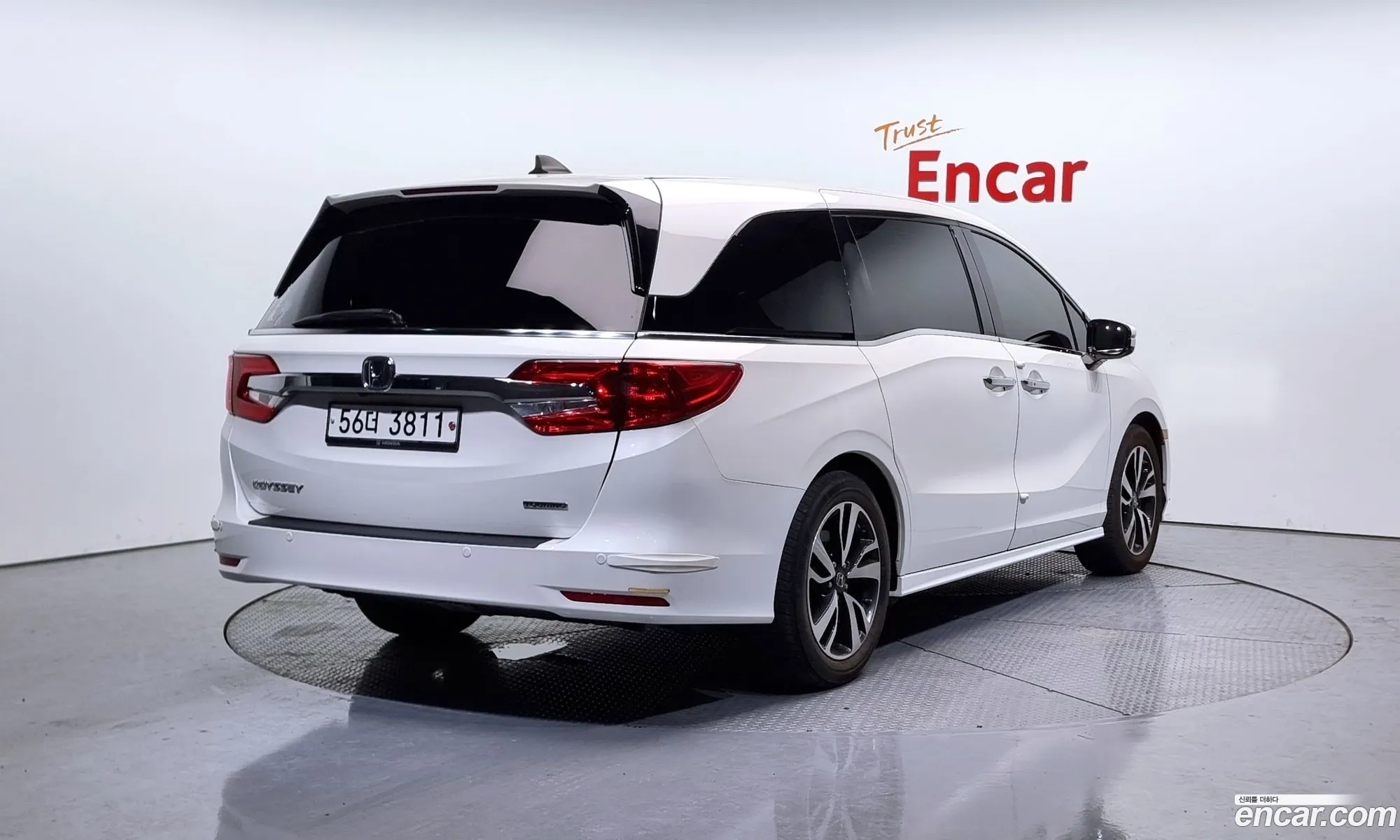 Honda Odyssey 2018 5KBRL6880KB600113 — 15
