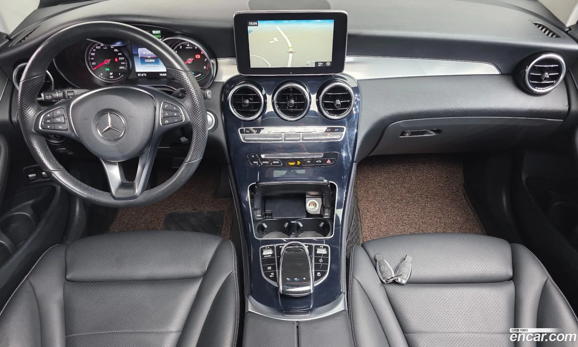Mercedes-Benz GLC-Class X253 2019 — 29