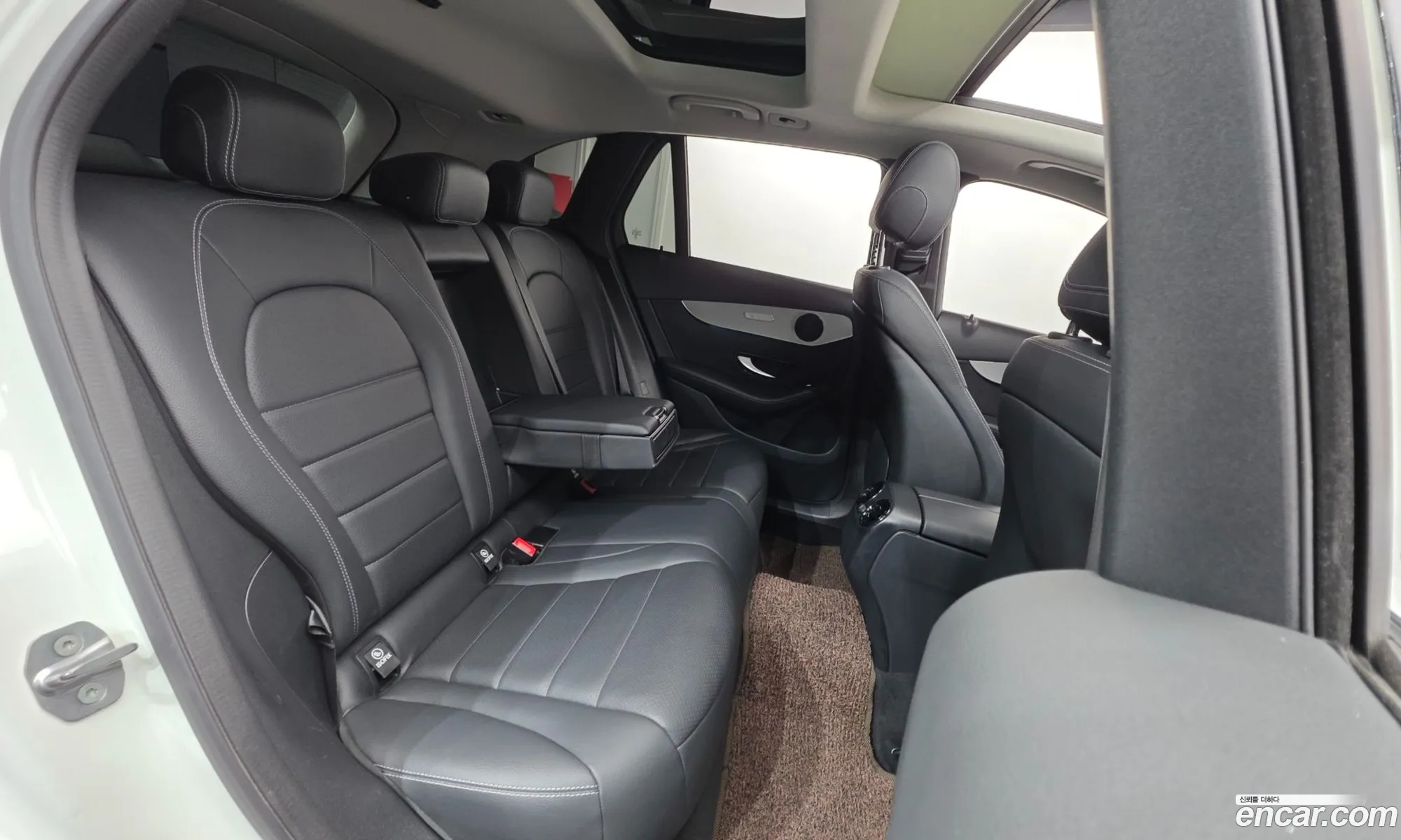 Mercedes-Benz GLC-Class X253 2019 — 25