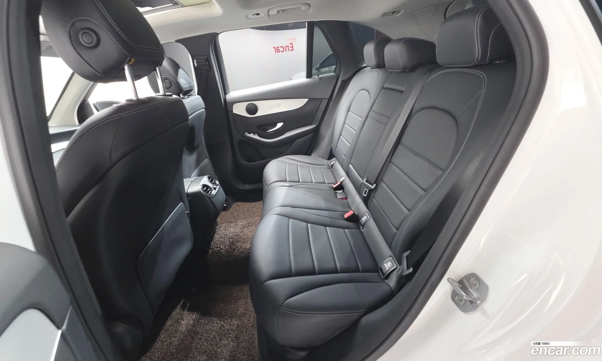 Mercedes-Benz GLC-Class X253 2019 — 32