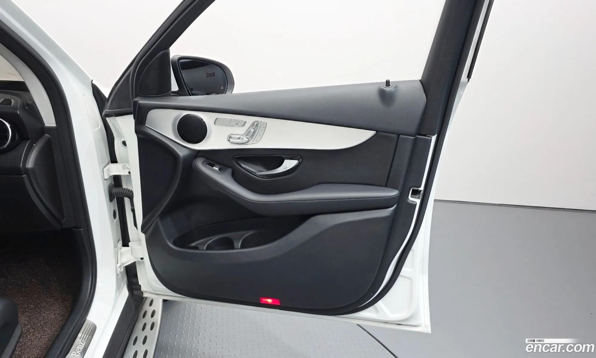 Mercedes-Benz GLC-Class X253 2019 — 16