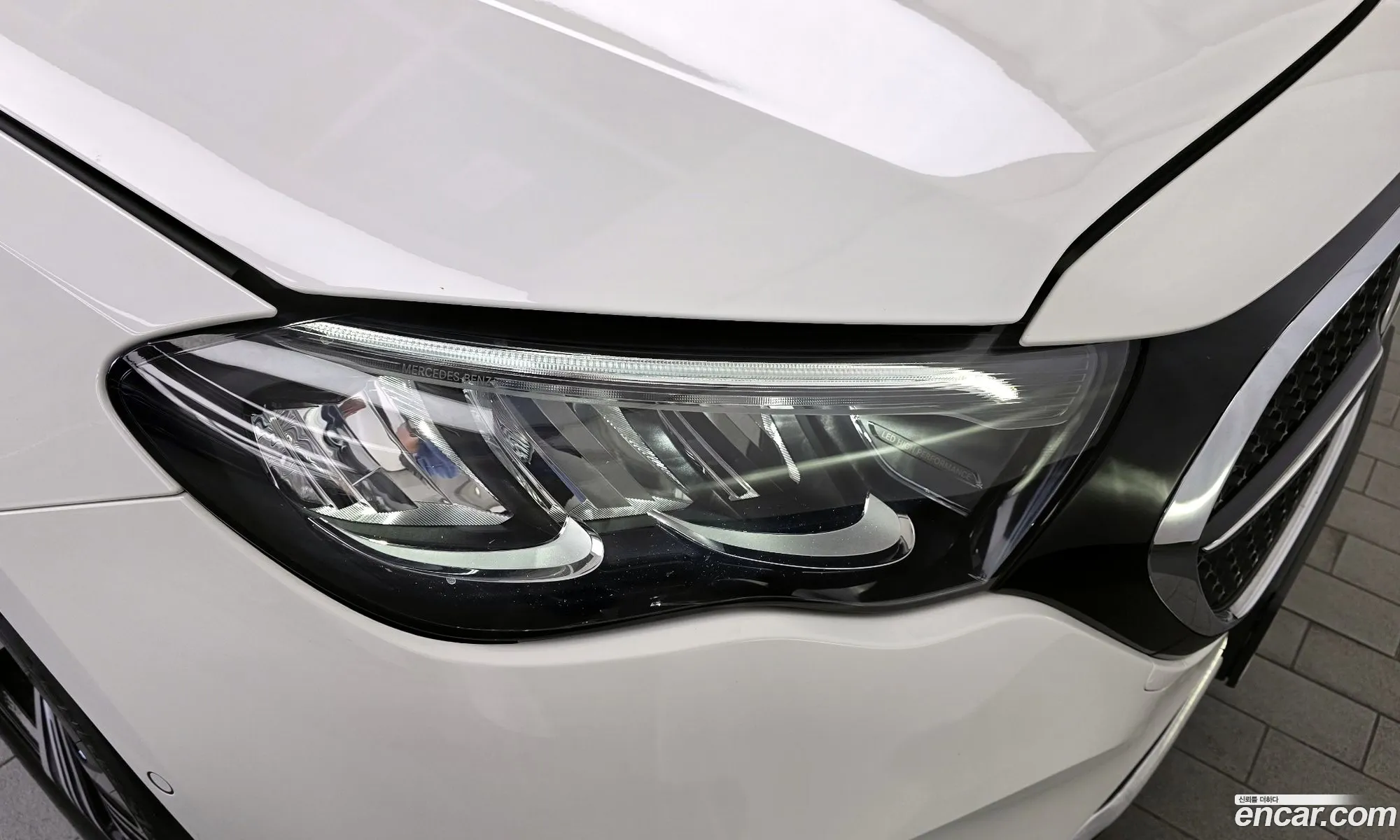 Mercedes-Benz E-Class W214 2025 — 12