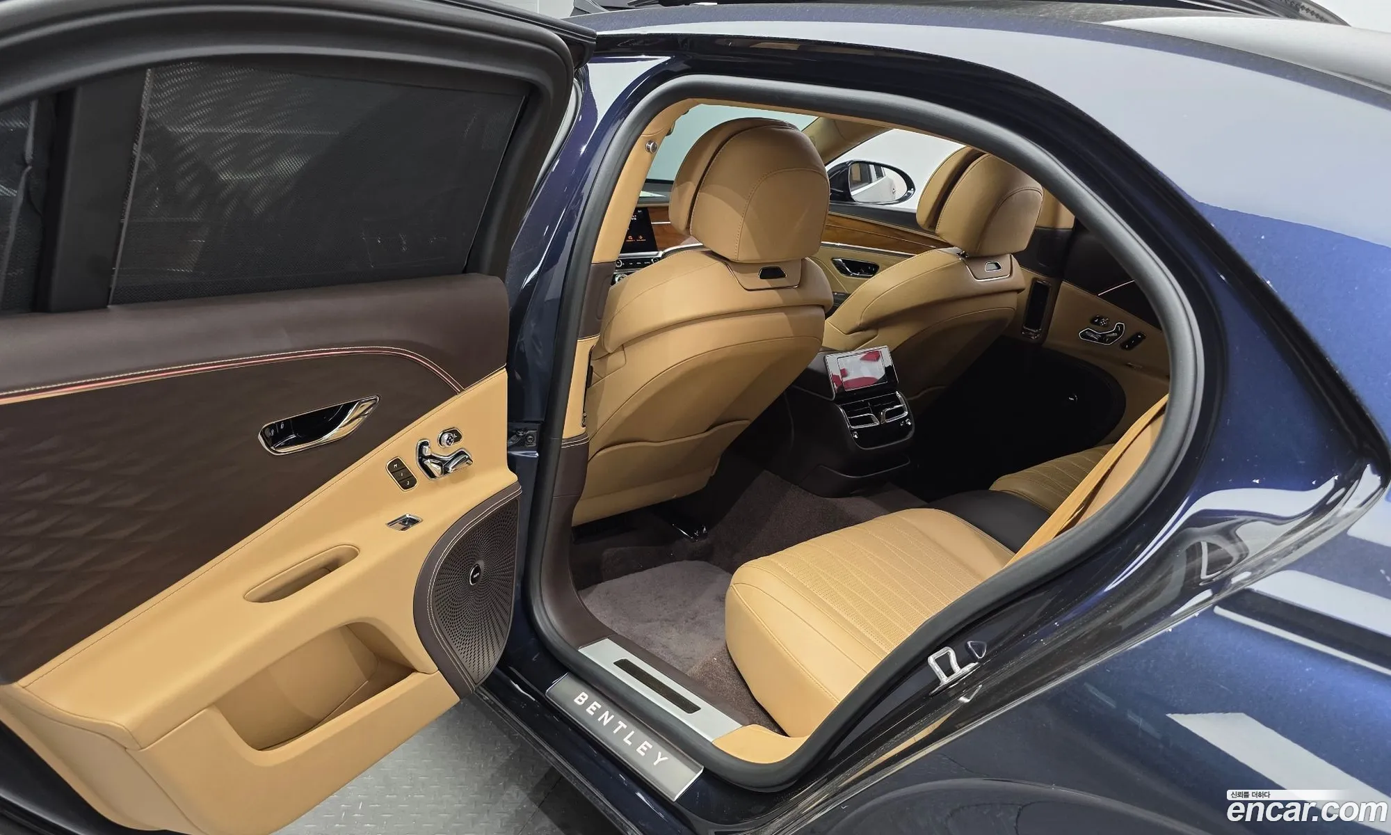 Bentley Flying Spur 2022 SCBBG53S3NC002431 — 18