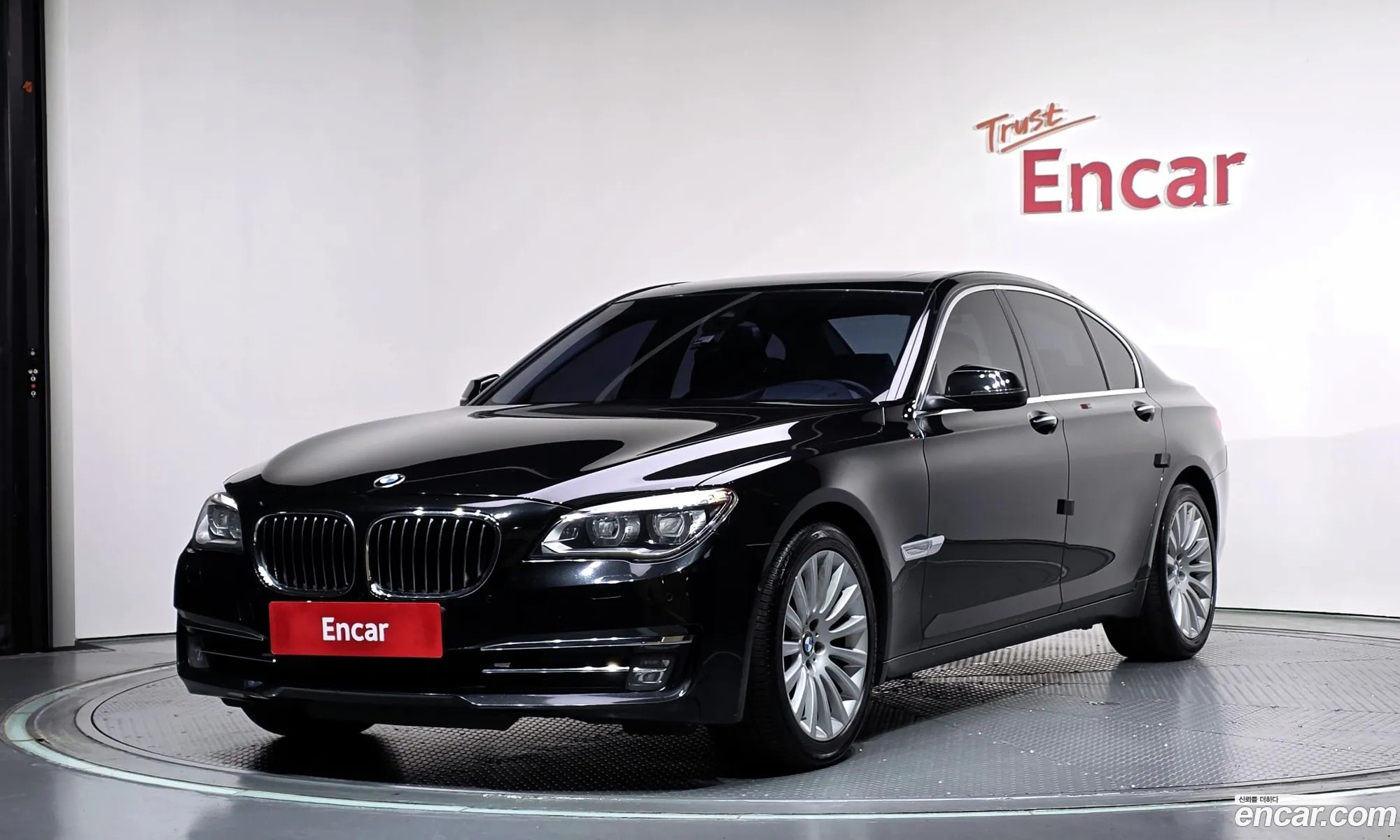 BMW 7 Series 2015 — 17