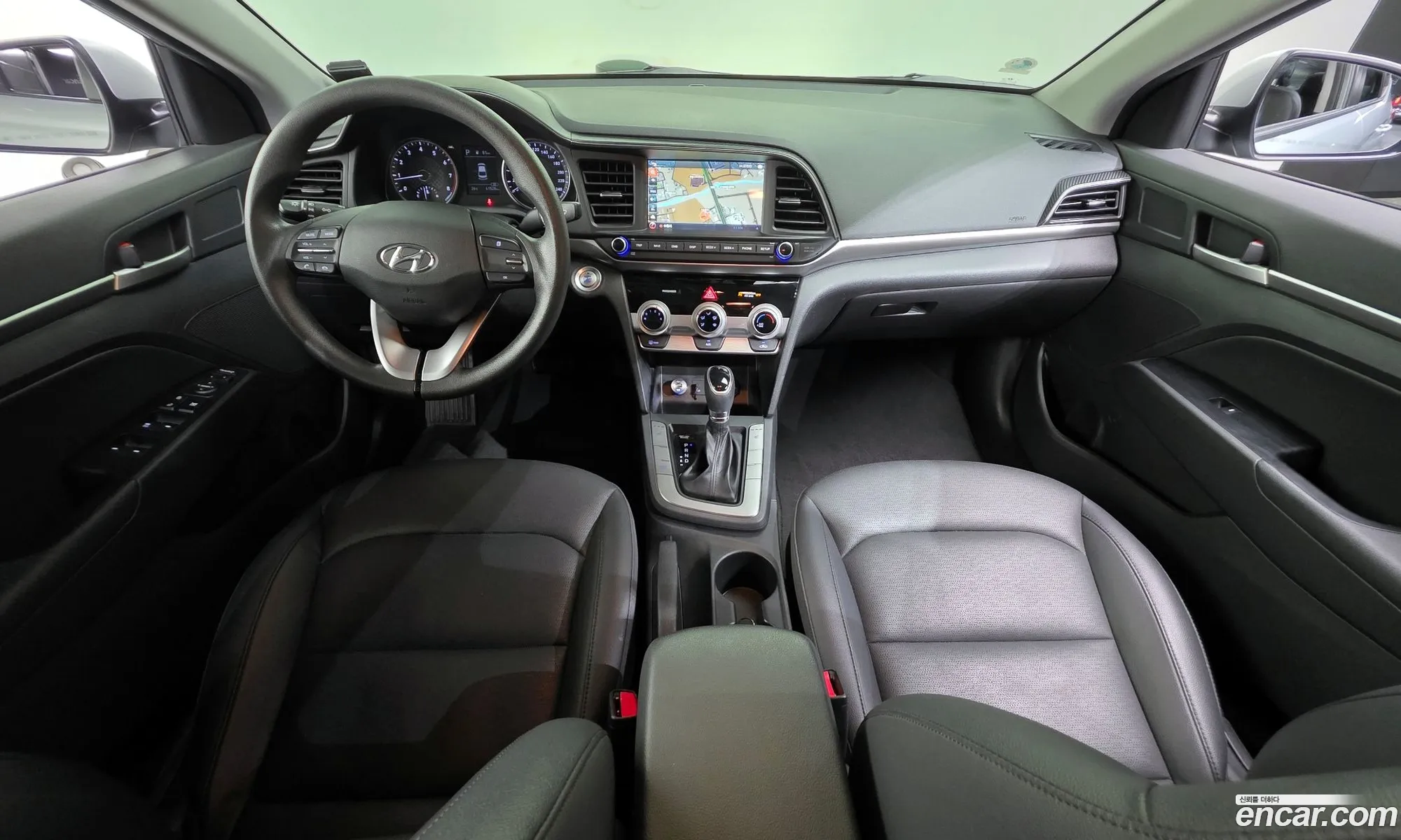 Hyundai Elantra AD 2020 — 2