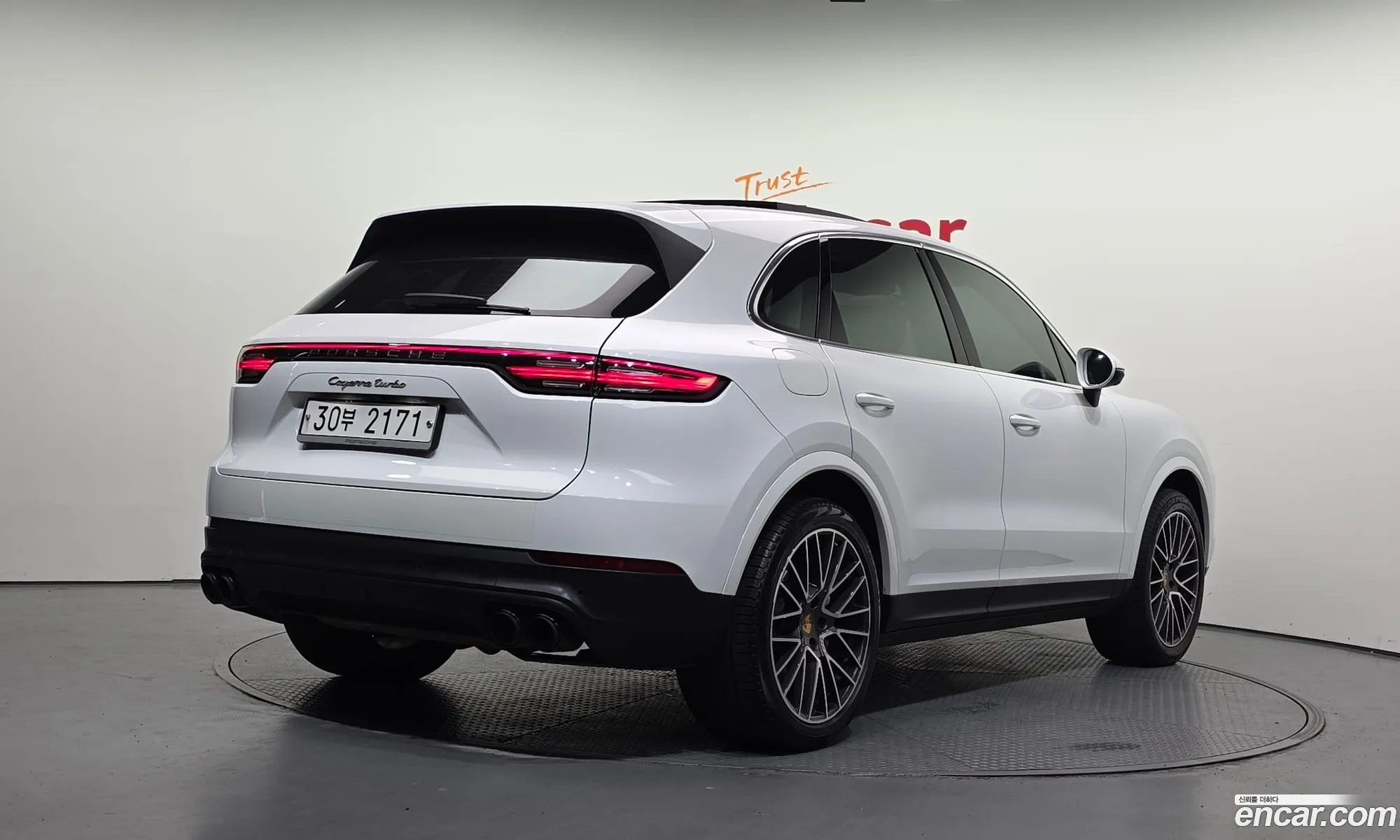Porsche Cayenne 2019 WP1AA29Y6KDA17353 — 14