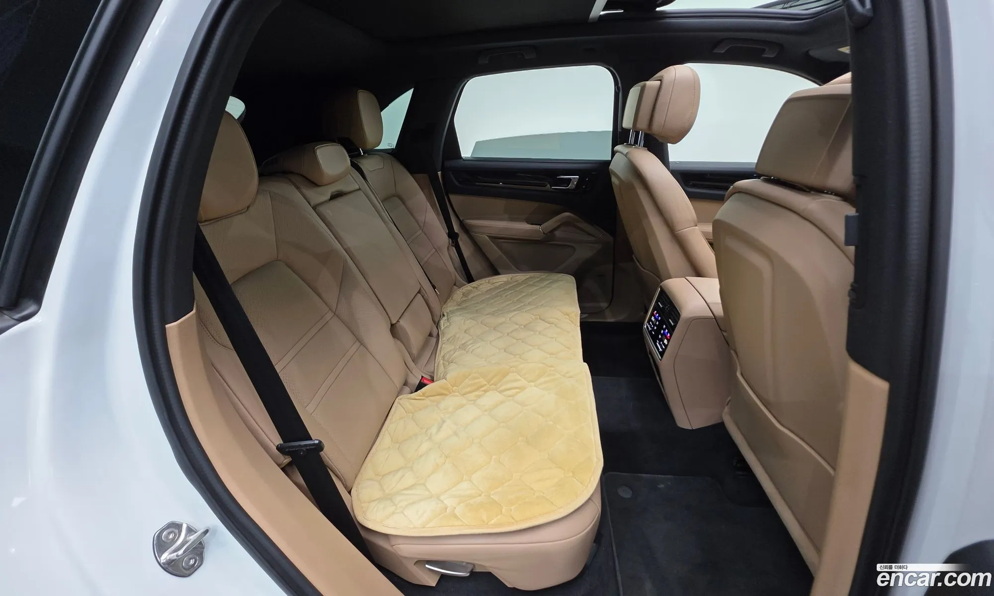 Porsche Cayenne 2019 WP1AA29Y6KDA17353 — 3