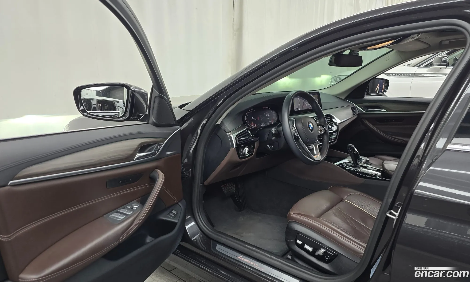 BMW 5 Series 2019 WBAJR5105LCD17748 — 26