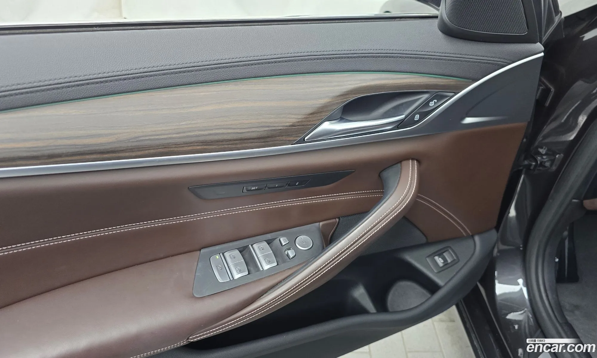 BMW 5 Series 2019 WBAJR5105LCD17748 — 16