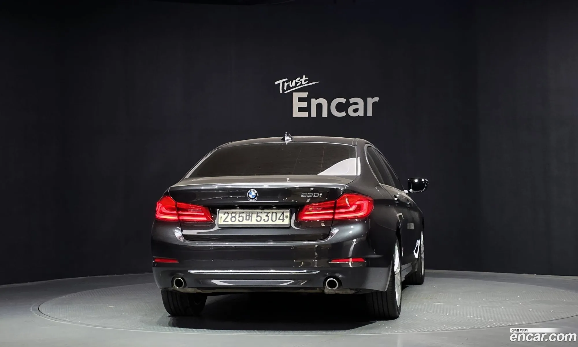 BMW 5 Series 2019 WBAJR5105LCD17748 — 4